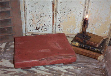 Chippy Thick Red Candle/Buttery Board-