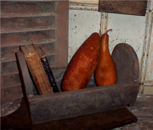 Papaya Gourds - Brick Red - Asst. Sizes